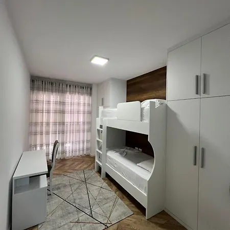 公寓 Central Modern Flat At Jordan Misja Street 地拉那